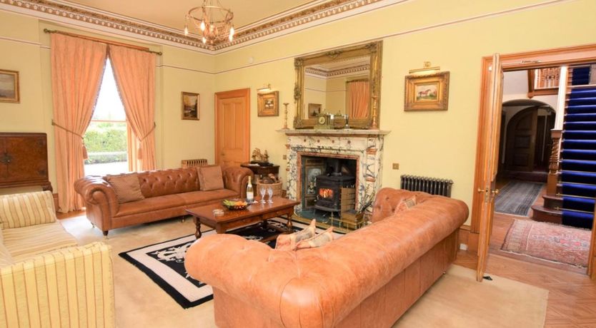 Photo of 7 Bed in Moffat