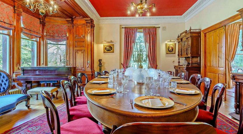 Photo of 7 Bed in Moffat