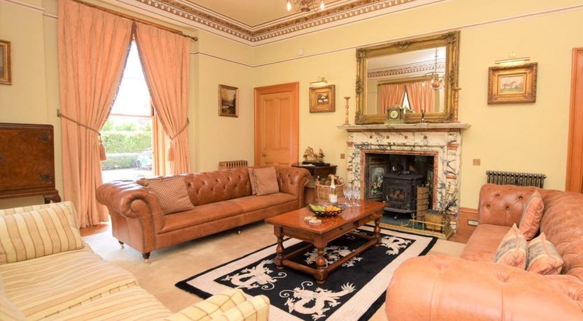 Photo of 7 Bed in Moffat