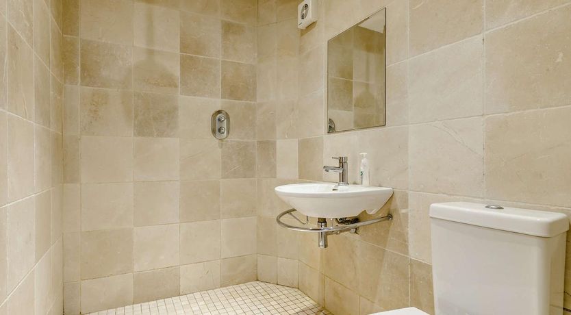 Photo of 2 Bed in Bakewell