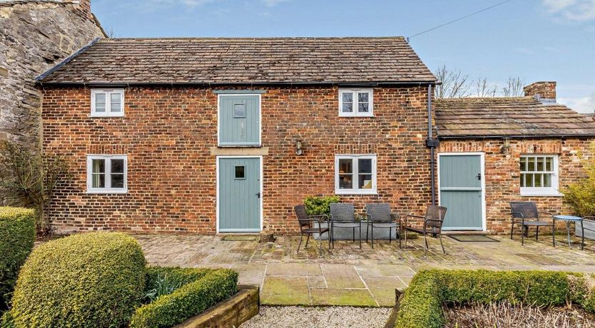 Photo of Cottage in Derbyshire