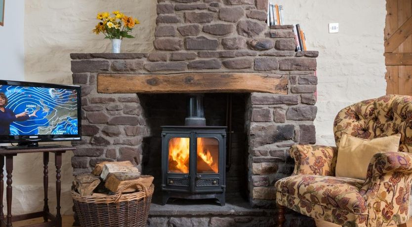 Photo of in Llangynidr (BN079)