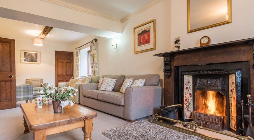 Photo of 7 Bed in Boot