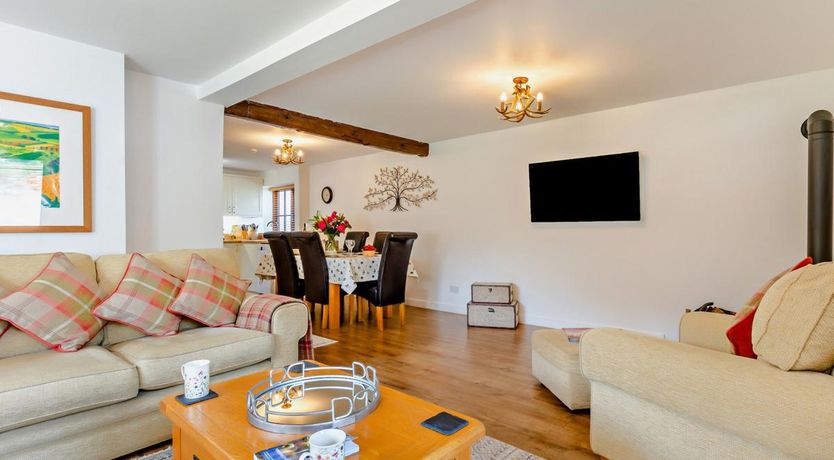 Photo of 2 Bed in Wold Newton