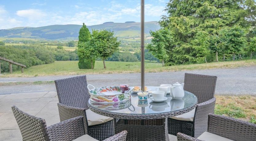 Photo of 2 Bed in Garth