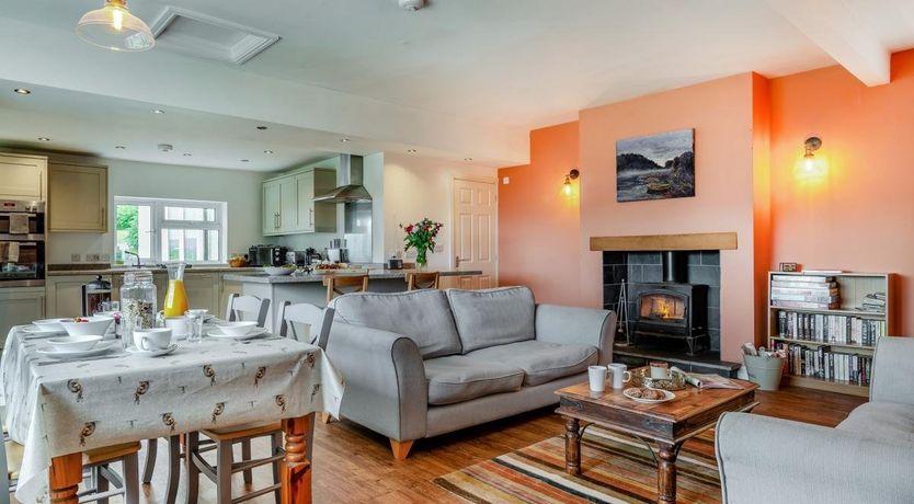 Photo of 2 Bed in Garth