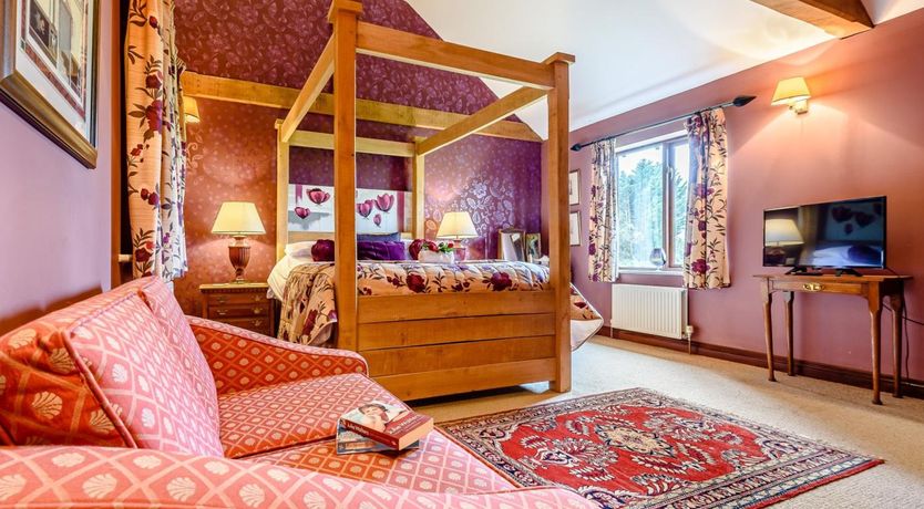 Photo of 2 Bed in Bedford