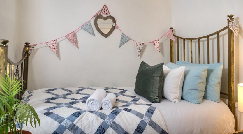 Photo of 2 Bed in Talybont-on-Usk