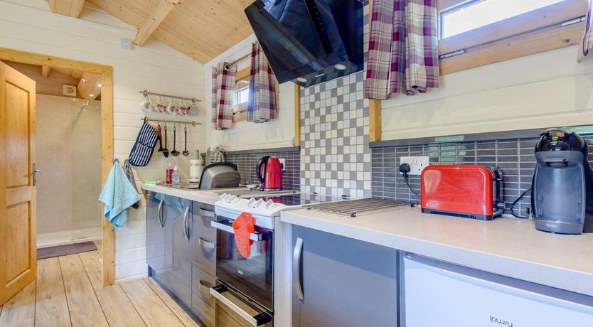 Photo of 1 Bed in Alverstone