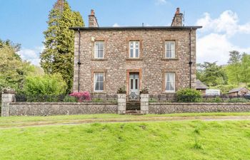 in Eskdale (SZ182) Holiday Cottage