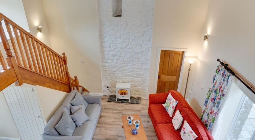 Photo of 2 Bed in Upper Cwmtwrch