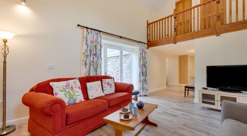 Photo of 2 Bed in Upper Cwmtwrch