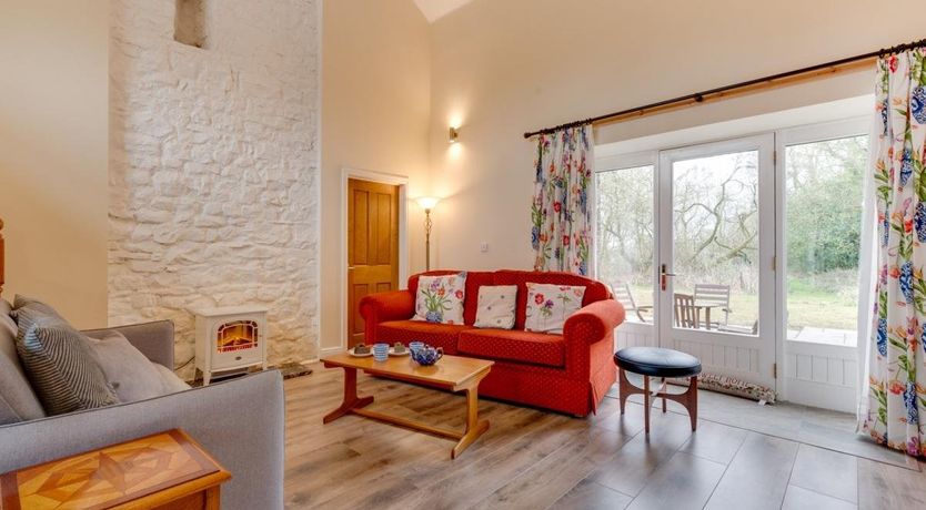 Photo of 2 Bed in Upper Cwmtwrch