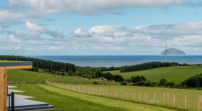 Photo of 1 Bed in Turnberry