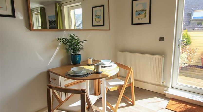 Photo of 1 Bed in Tenby