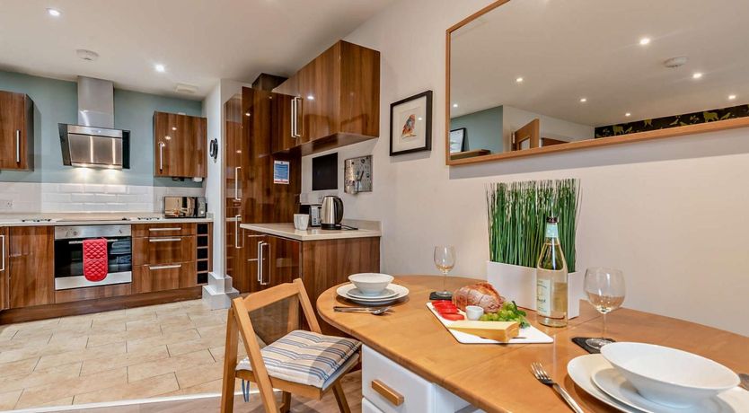 Photo of 1 Bed in Tenby