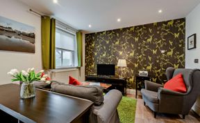 Photo of 1 Bed in Tenby