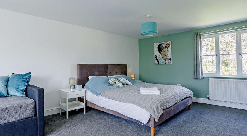 Photo of 6 Bed in Etchingham