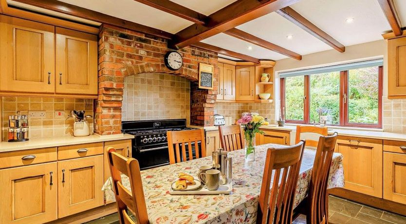 Photo of 5 Bed in Ennerdale Bridge