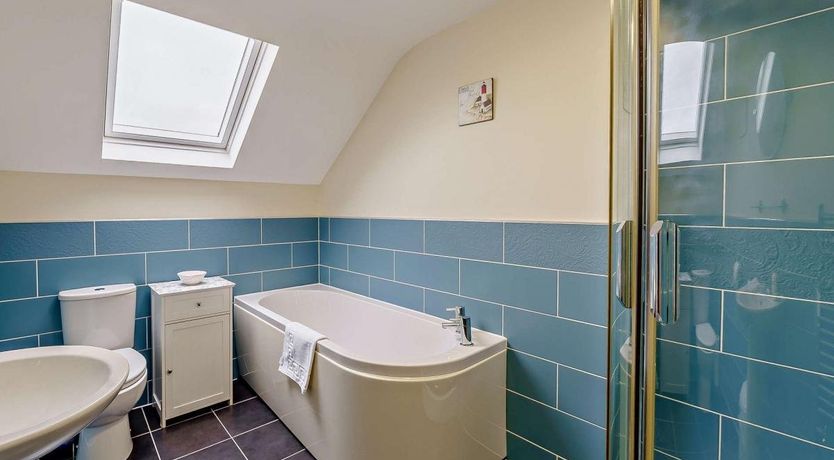 Photo of 5 Bed in Ennerdale Bridge