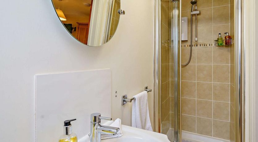 Photo of 5 Bed in Ennerdale Bridge