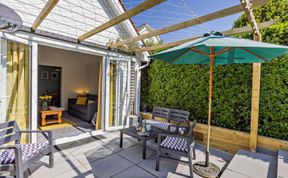 Photo of 2 Bed in Bude