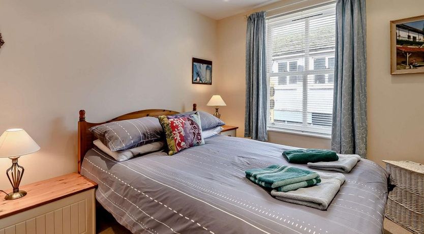 Photo of 3 Bed in Tenby