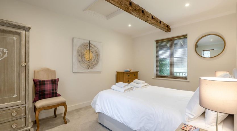 Photo of 1 Bed in Sherborne