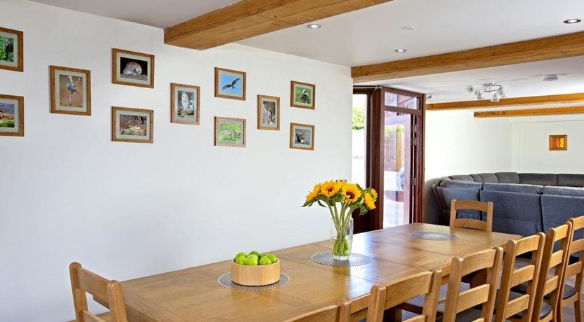 Photo of 6 Bed in Cwmcamlais