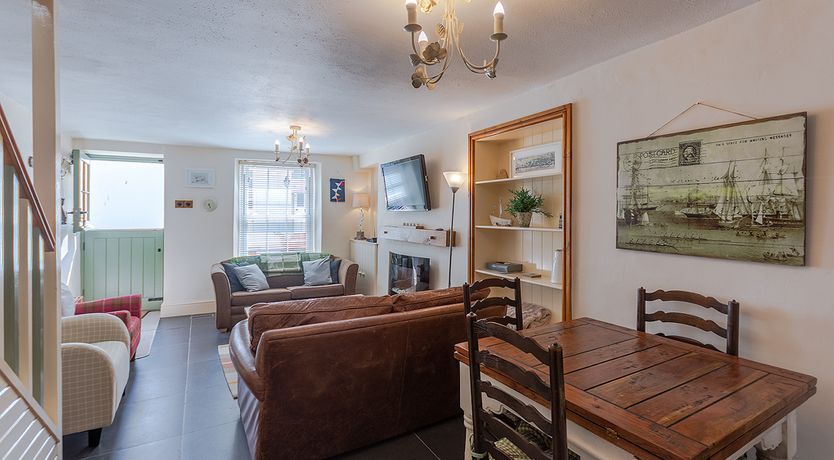 Photo of 3 Bed in Aberdyfi