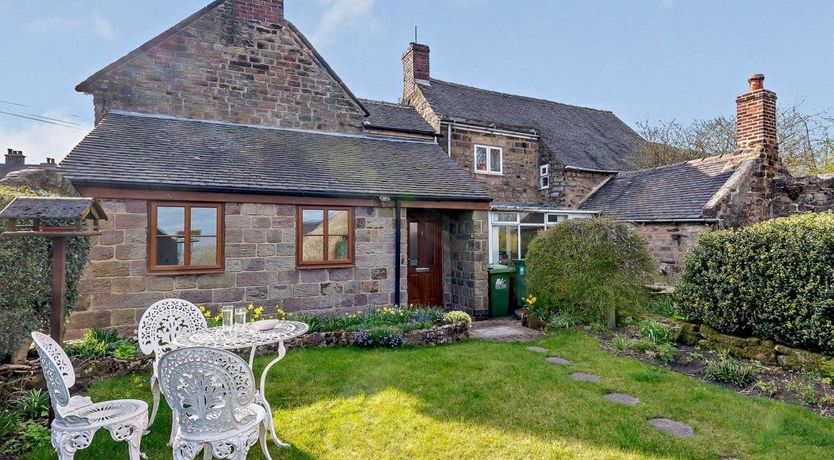 Photo of 2 Bed in Crich