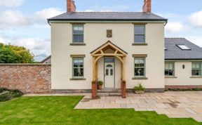 Photo of 3 Bed in Poulton-le-fylde