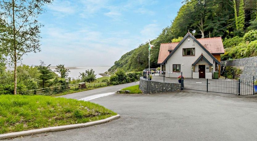 Photo of in Aberdovey (DY032)