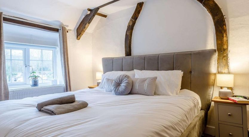 Photo of 3 Bed in Bradiford