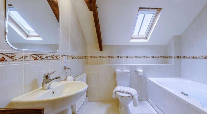 Photo of 1 Bed in Senni