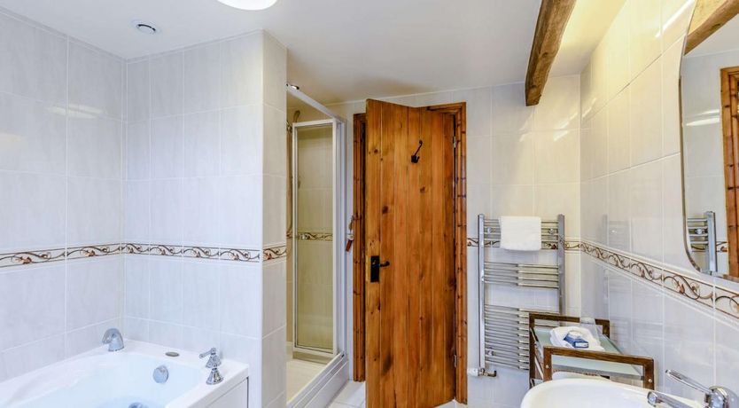 Photo of 1 Bed in Senni