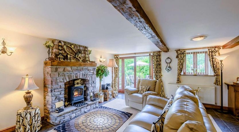 Photo of 1 Bed in Senni