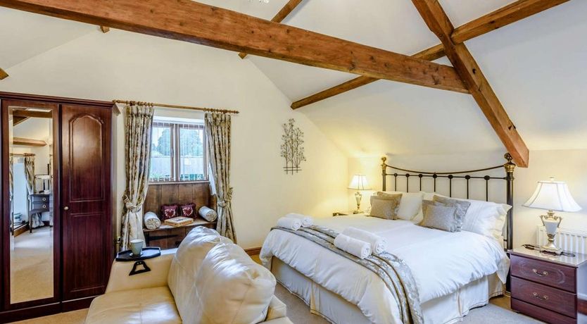 Photo of 1 Bed in Senni