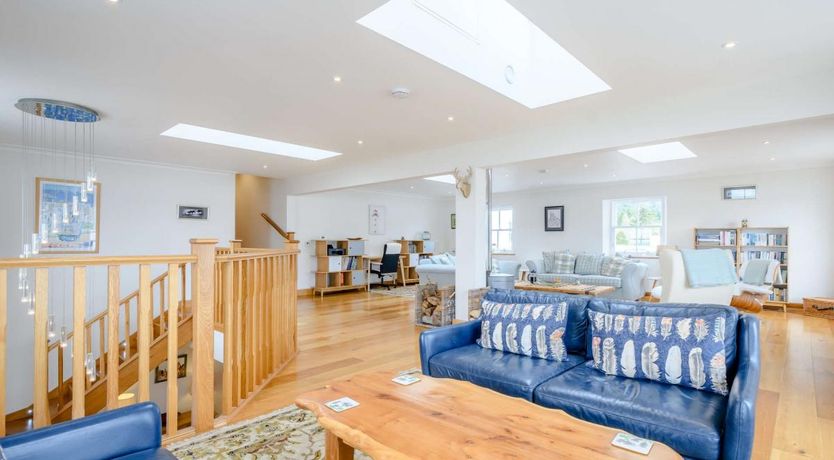 Photo of 4 Bed in Ardentinny