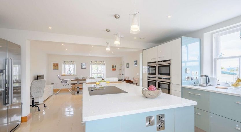 Photo of 4 Bed in Ardentinny