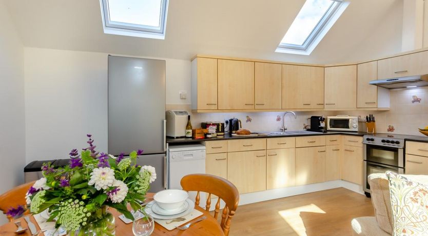 Photo of 2 Bed in Wold Newton