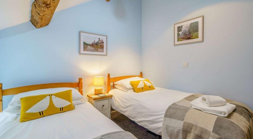 Photo of 3 Bed in Spark Bridge