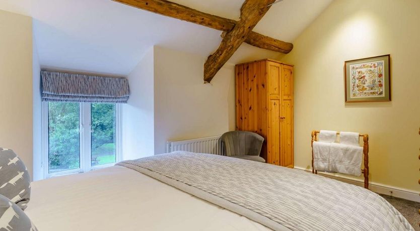 Photo of 3 Bed in Spark Bridge