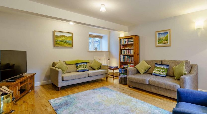 Photo of 3 Bed in Spark Bridge