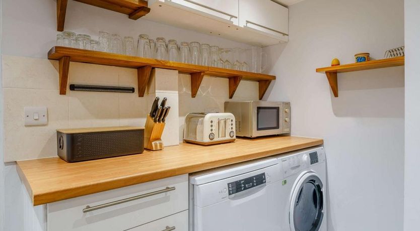 Photo of 3 Bed in Spark Bridge