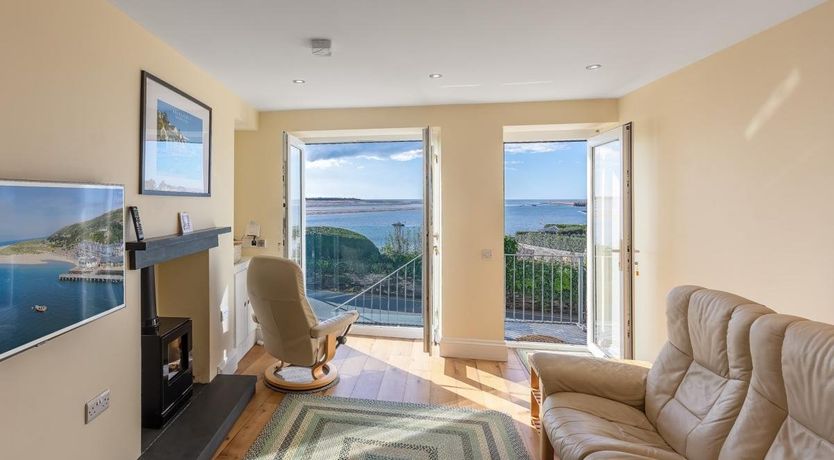 Photo of 2 Bed in Aberdovey