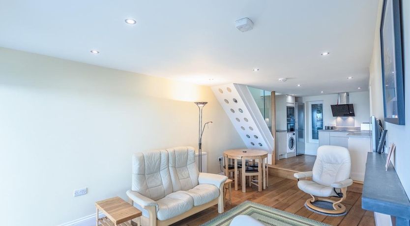 Photo of 2 Bed in Aberdovey