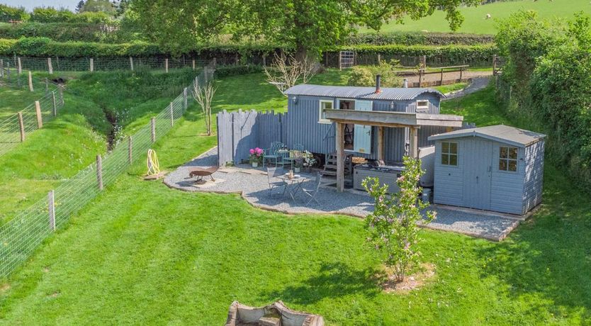 Photo of 1 Bed in Kingsthorne