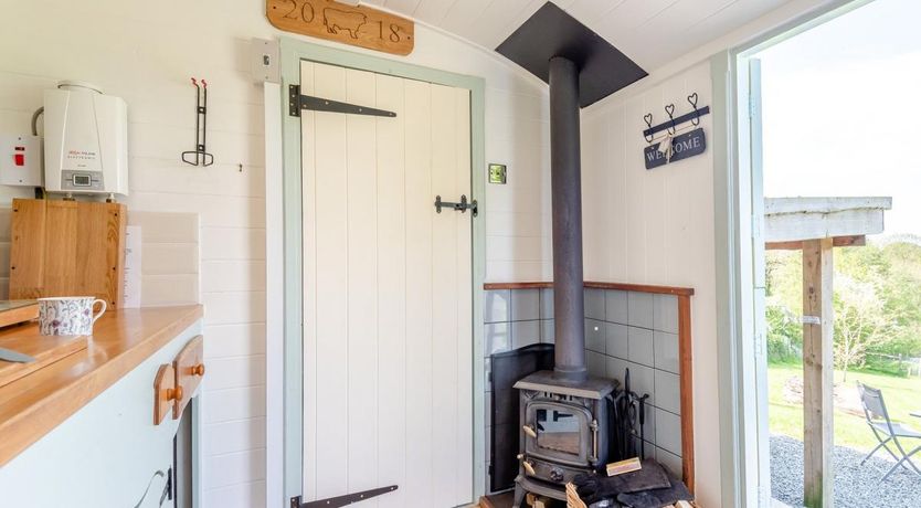 Photo of 1 Bed in Kingsthorne