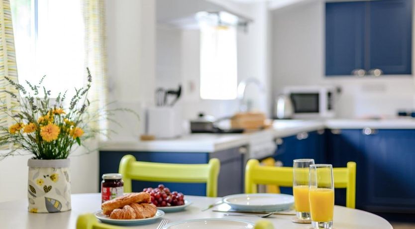 Photo of 1 Bed in Weymouth